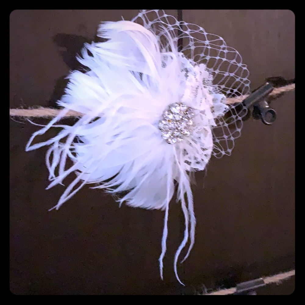 Beautiful custom bridal fascinator